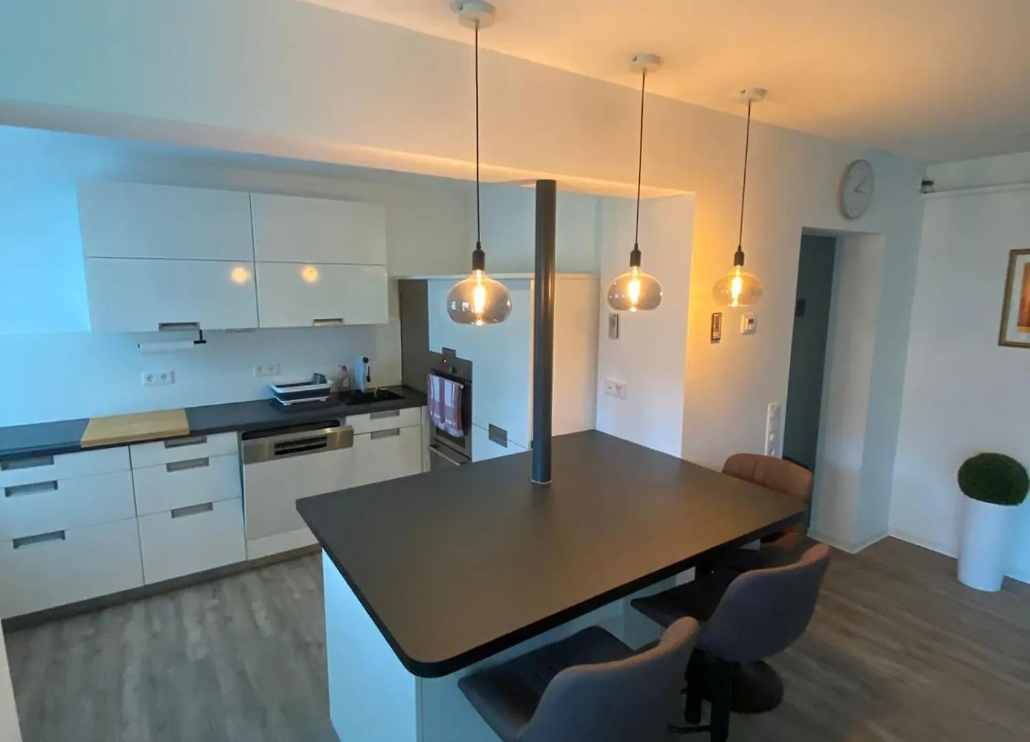 Moderne 2-Zimmer-Wohnung Mit Garten Hannover